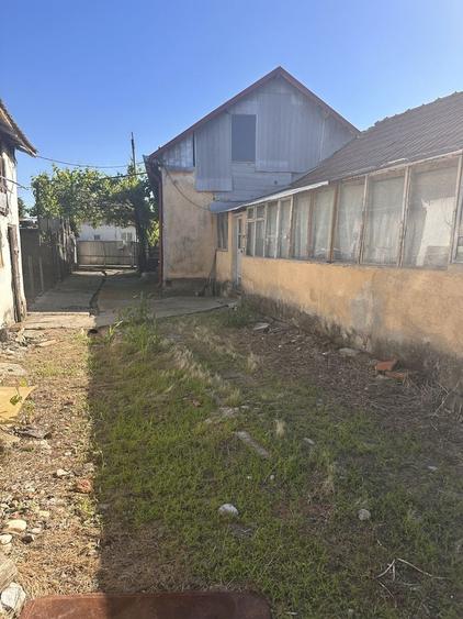 Vind casa in sat Izvoru - 4