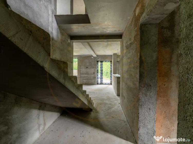 Casa P+1, Babana-Arges cu panouri si apa de izvor - 3