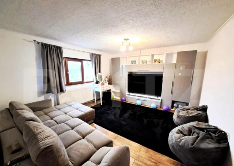 Casa spa?ioasa de vanzare in Sanpetru 160 mp utili - 1