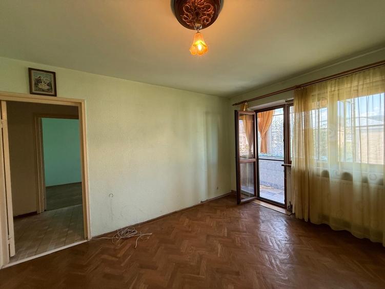 Apartament 2 camere, zona Aleea Pacii - 12