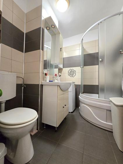 Iancului, bloc 1979, decomandat, la 10 minute de metrou Piata Iancului - 10