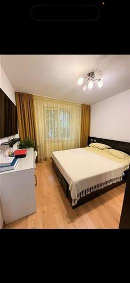 Apartamentt 3 camere Diistor  cu centrala proprie - 2