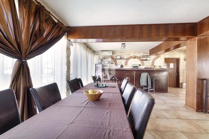 Pensiune Eforie Nord 17 camere plus spatiu comercial - 8