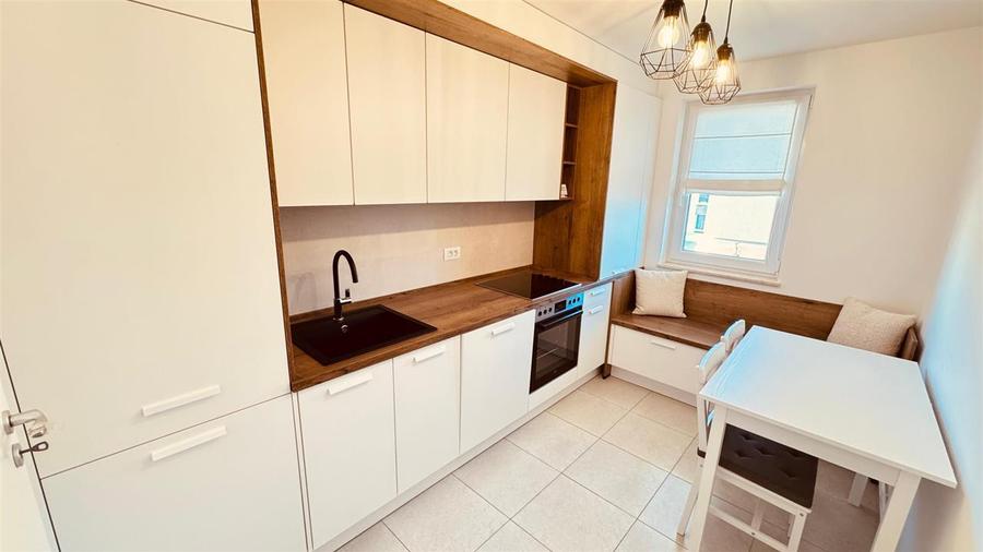 Garsonieră modernă de inchiriat   Urban Plaza Brașov - 1