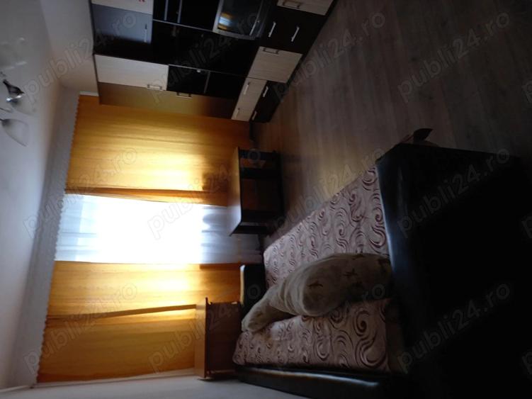 Inchiriez apartament cu doua camere decomandate, zona Nord. - 1