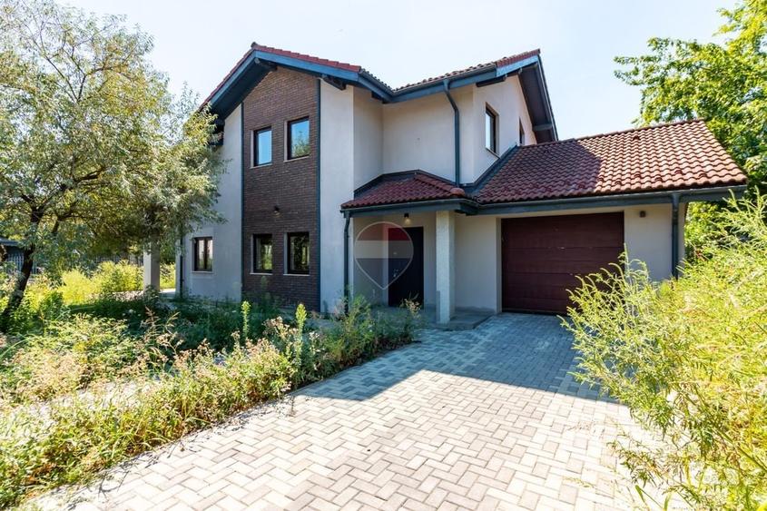 Casă individuală cu 4 camere cu Teren 563 Mp în Corbeanca