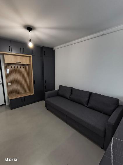 Apartament cu 2 camere în Apărătorii Patriei
