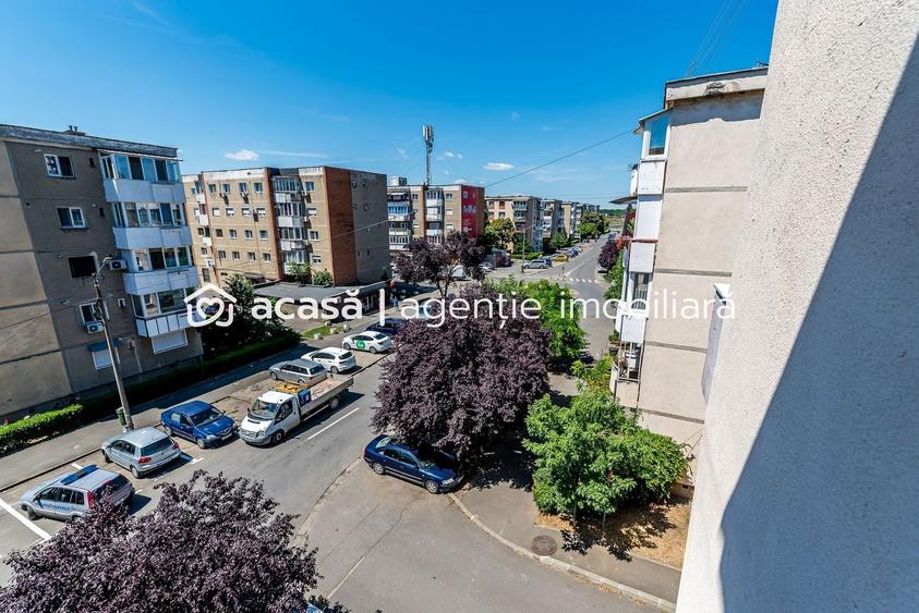 Ap 2 camere decomandat, renovat, 2 balcoane. Cartier Alfa Arad - 11