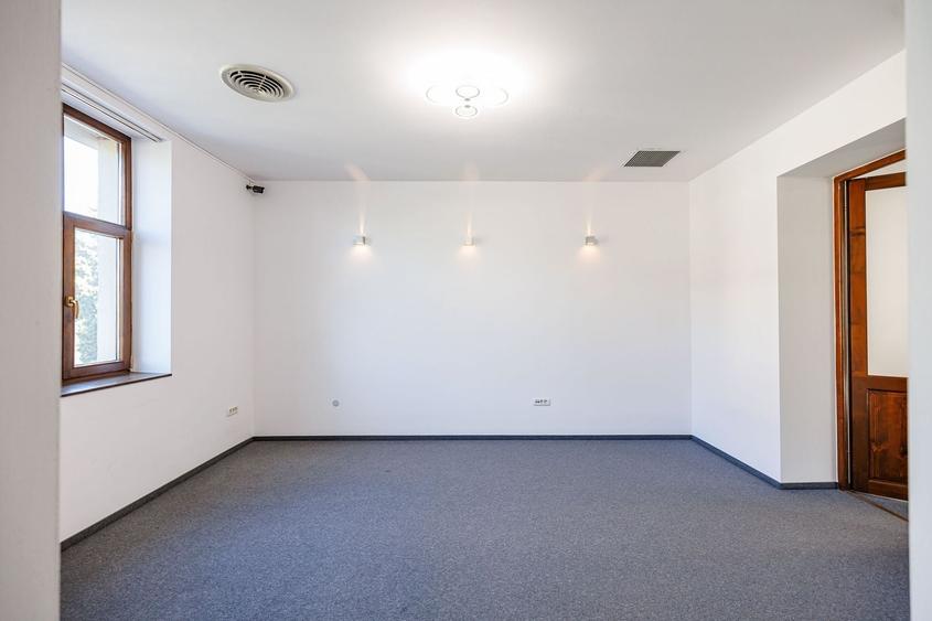De vanzare apartament  localizat ultracentral, ideal business, Timisoara - 11