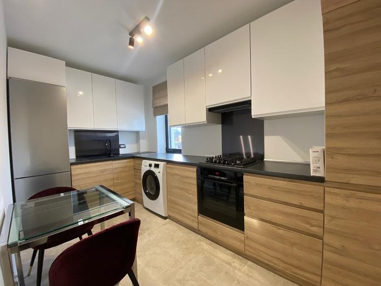 Apartament 3 camere mobilat// Petrom City// loc parcare - 4