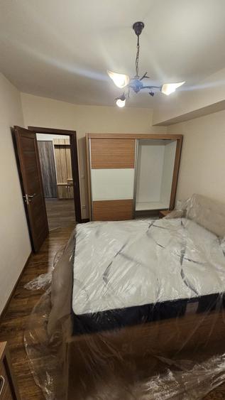 apartament de inchiriat 3 camere - 1
