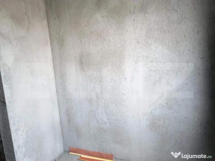 Casa spatioasa de vinzare,ideala pentru confort si liniste - 1