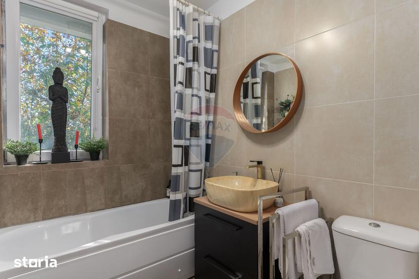Casă cu 4 camere cu Teren 225 Mp în Central