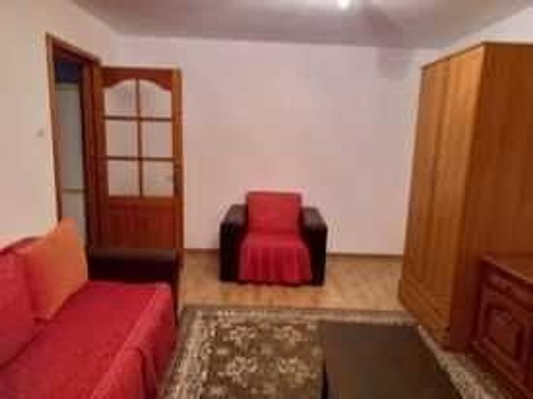 Chirie apartament 3 camere decomandat proprietar - 1