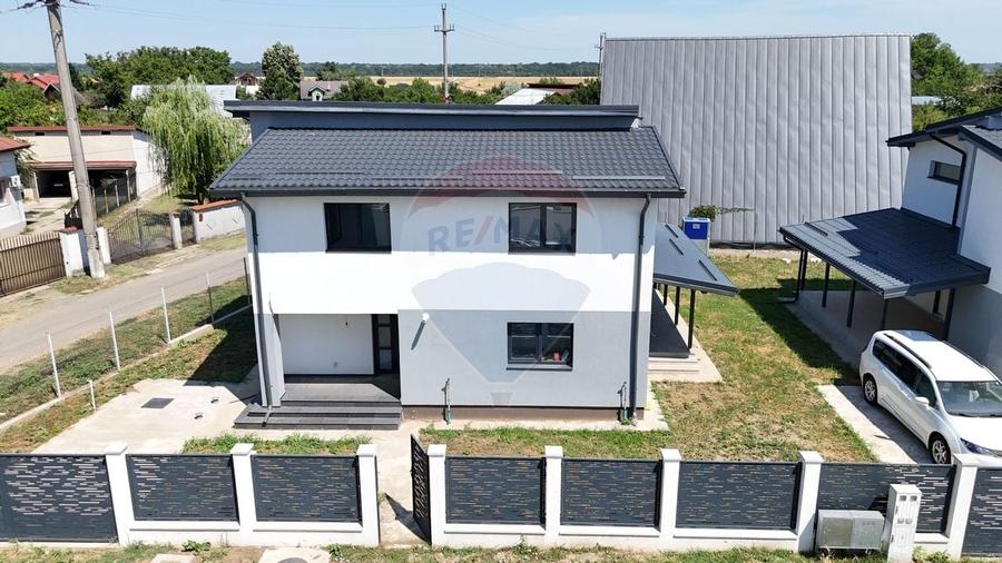 Casa / Vila cu 5 camere de vanzare - 5