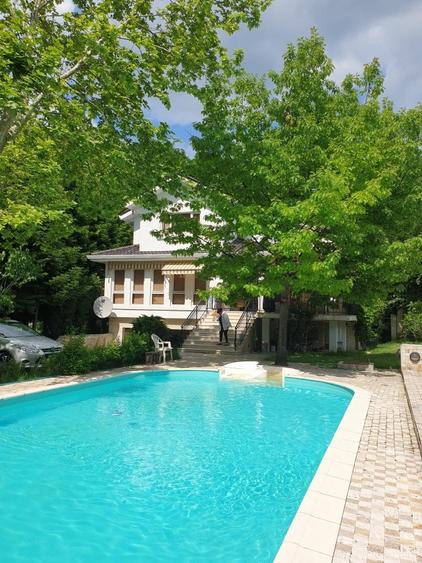 Construita pentru confort. Protejata natural in Snagov - 1