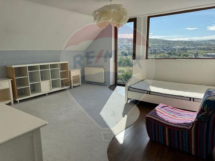 Închiriez casă individuală, 4 dormitoare, zona Borhanciului - 8