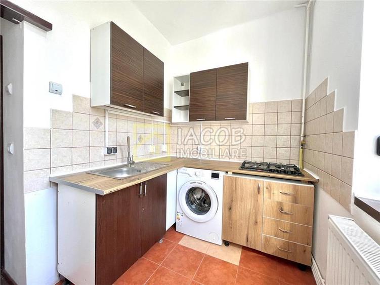 Garsoniera de Inchiriat- Ultracentral - 7