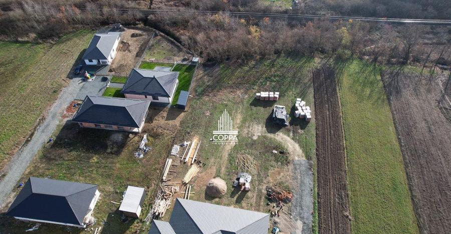 Teren intravilan 14 Ari / Sat Sasar - 6