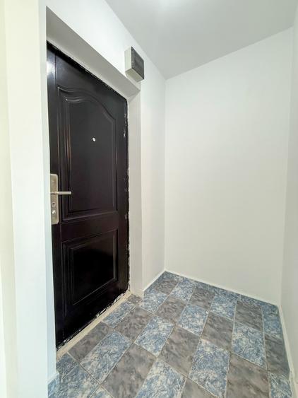 Vanzare Garsoniera Metrou Parc Drumul Taberei, Piata Moghioros - 7