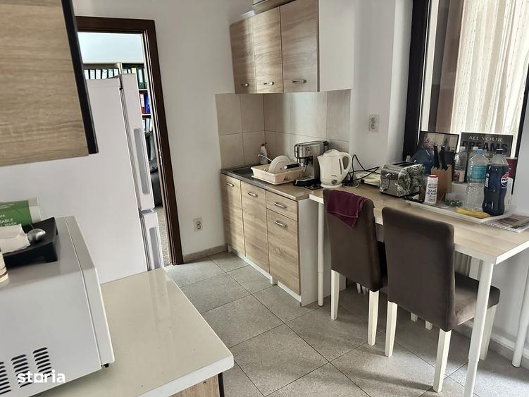 Casa De Vanzare Mobilata Pretabil Afacere Liberty Mall Trafic Greu - 14