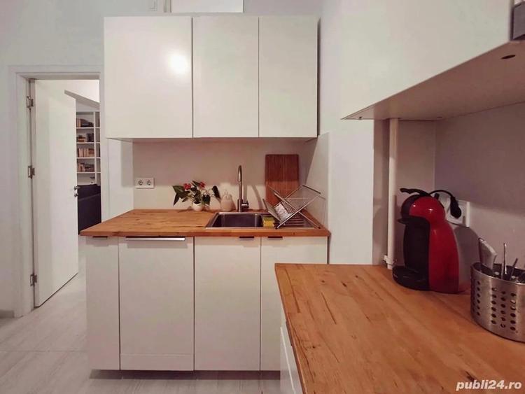 Bucure?tii Noi - metrou Jiului, - 4