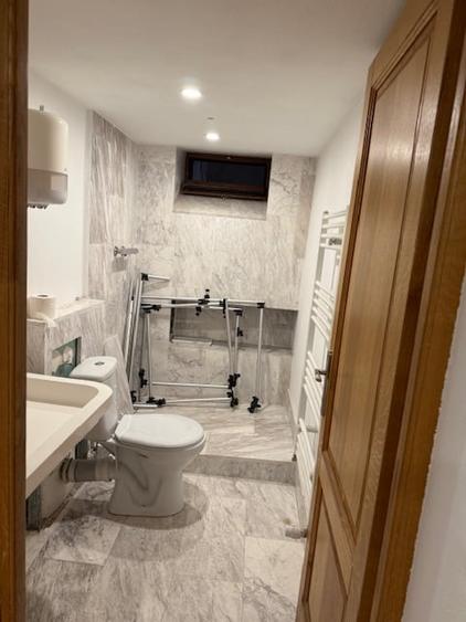 VANZARE AP IN VILA - 23