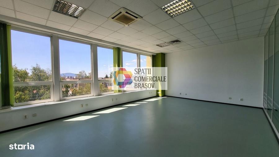 Spațiu comercial, de 496 mp, în Central