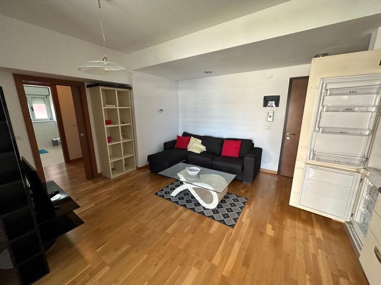 Apartament 2 camere cu  loc de parcare in subteran - 2