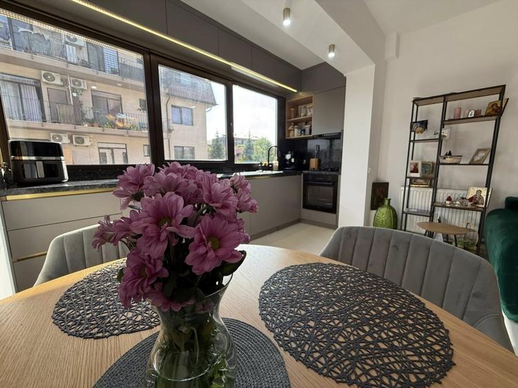 Dobroesti | Intrarea Ciresului | 3 Camere | Renovat Complet | Parcare - 2