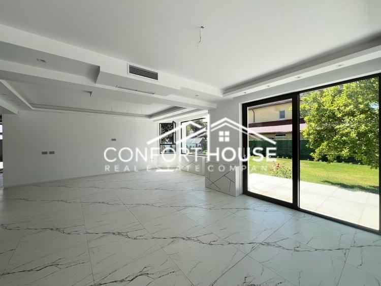 Proprietate superba situata in apropierea padurii - 56