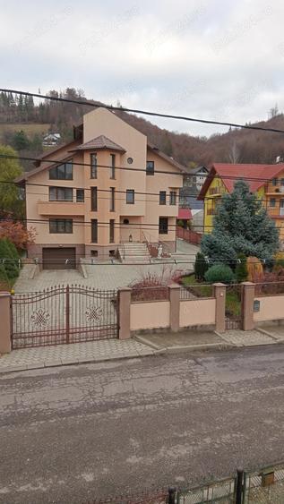 Vand casa str Stejarului nr 18 Gura Humorului judSuceava200.000 euro - 1
