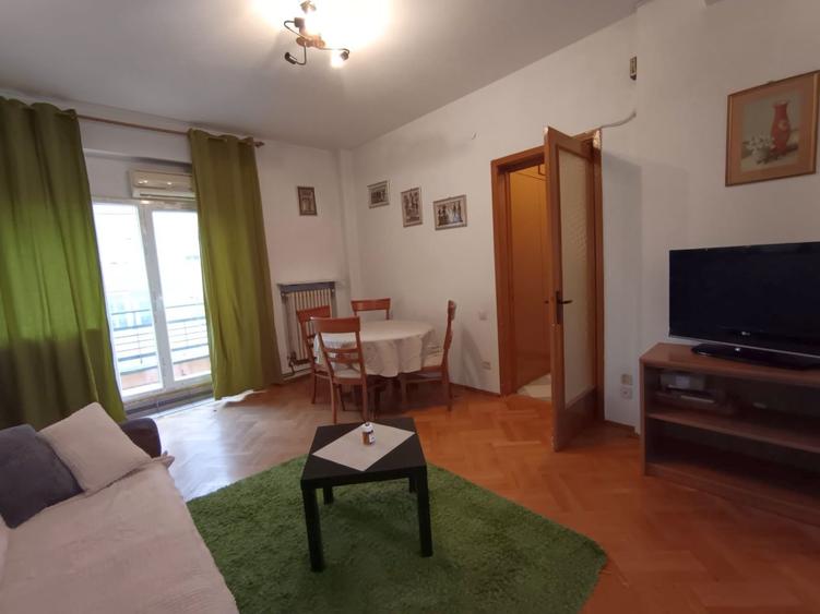 Vanzare - 4 camere - Armeneasca - Piata Rosetti - 2