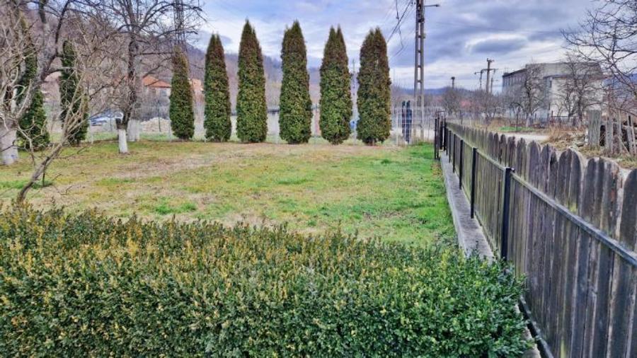 Vand casa in Uricani, Hunedoara, 127 mp, teren 674 mp, zona turistica - 5