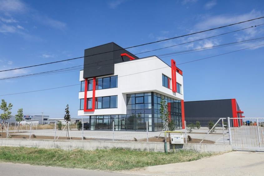 Spații birouri și hale depozitare în proximitatea autostrăzii  Craiova Pitești - 12