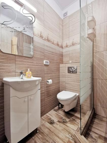 Apartament cu vedere la mare si loc de parcare in Faleza Nord - 11