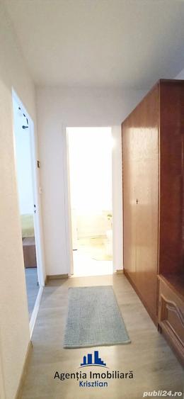 Apartament de vanzare cu 2 camere - zona Micro 16 - 1