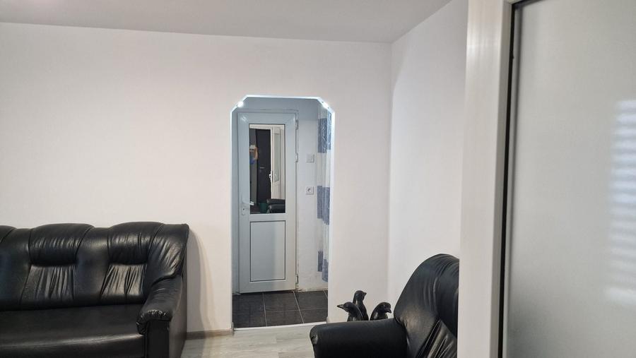 Apartament cu 2 camere semidecomandat în Nord