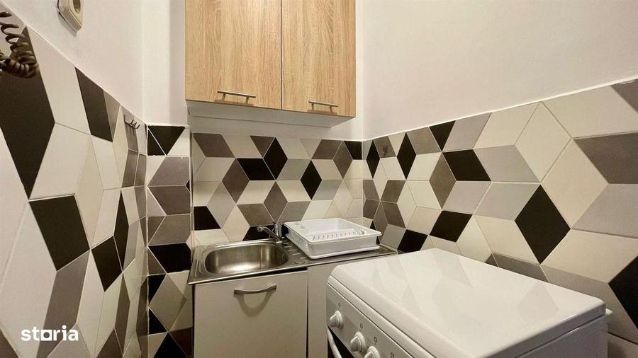 GARSONIERA DE VAZANRE CANTEMIR ETAJ 3 - 2