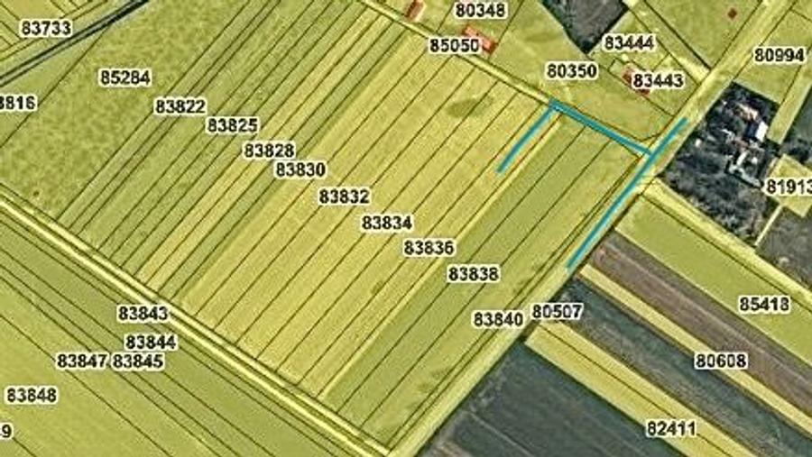 Vand Teren Intravilan 4000mp situat in com. Leordeni, Arges - 6