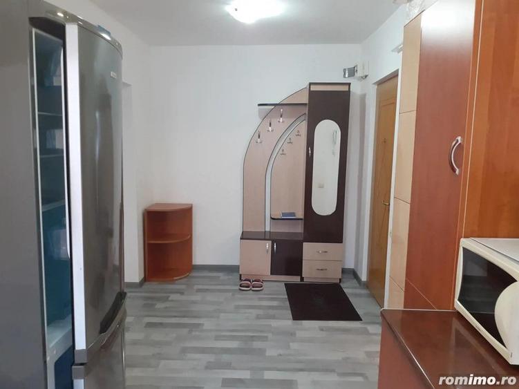 Inch. 2 cam. cf.1 dec. etajul 1, mobilat, utilat asa cum se vede in poze,str. Rosiorilor - Scolilor - 11