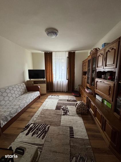cv 199 Victoriei zona RFN Apartament cu 2 camere Decomandat ! - 2
