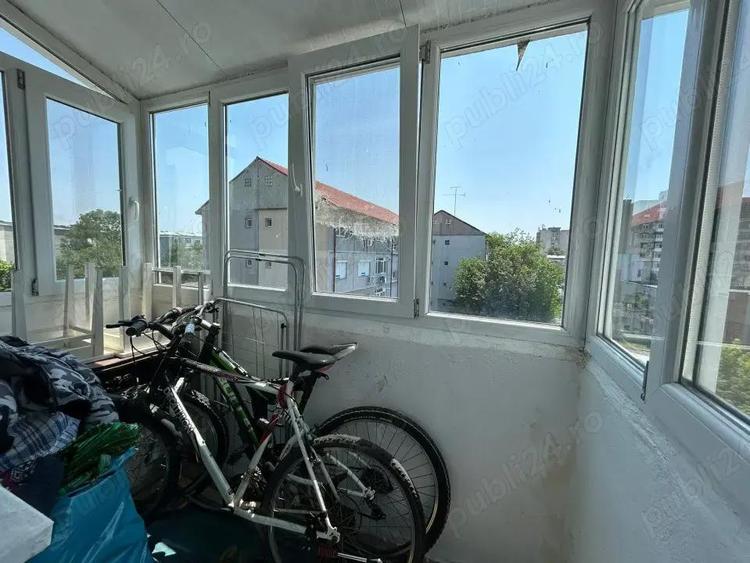 Apartament de vanzare - 1