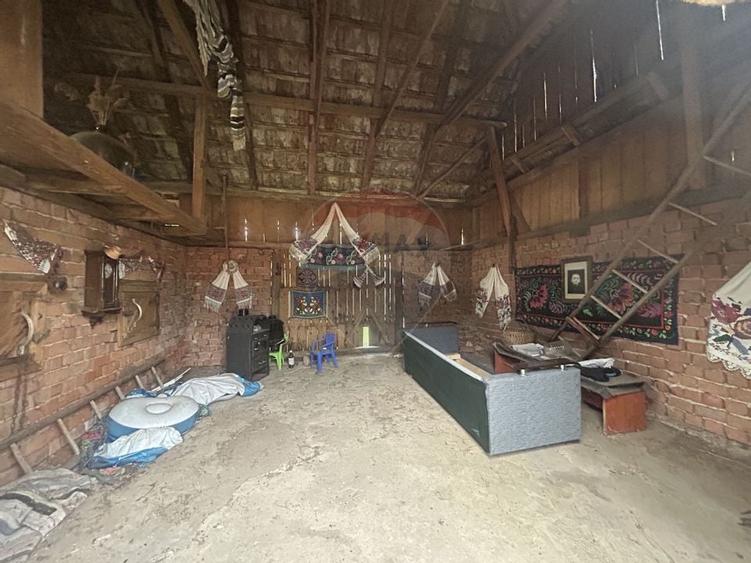 De vânzare casă din caramida cu teren – zonă Pensiunea Secret Garden - 40