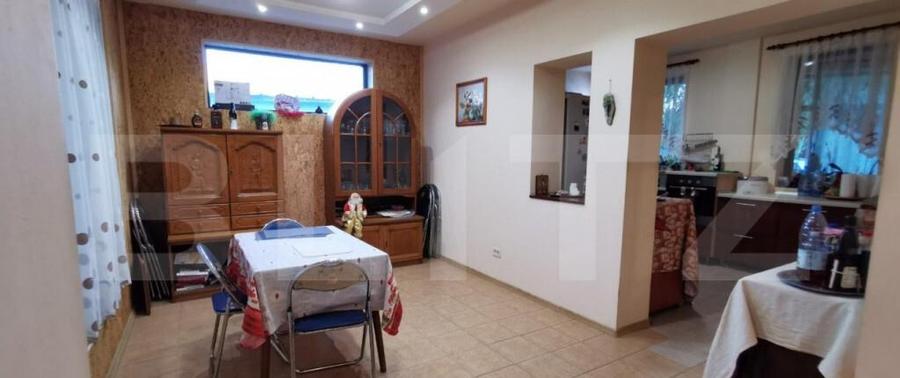 Ocazie!!! Vila cu potential, 250mp, teren 1473mp front 68ml, - 4