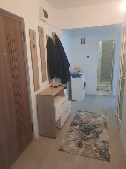 Inchiriez apartament 2 camere - 2