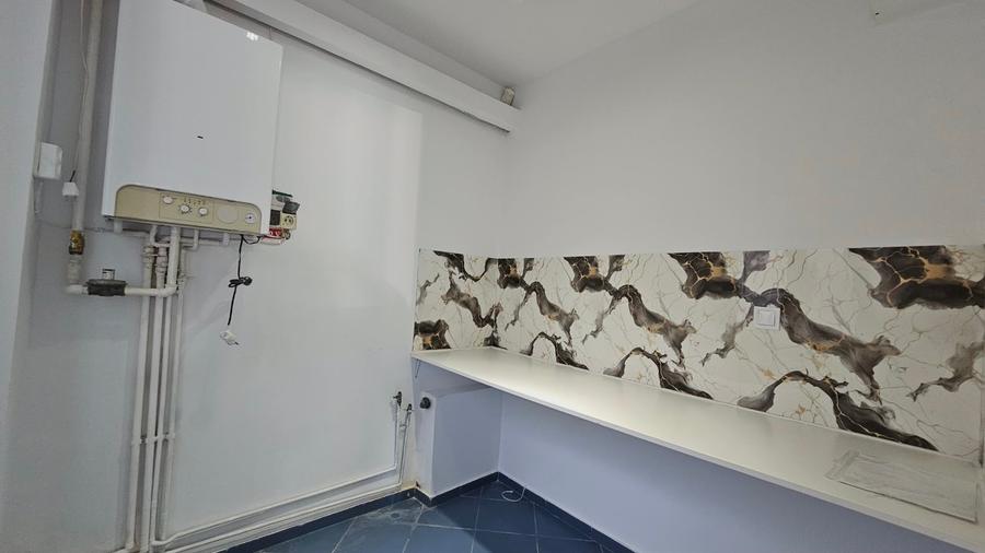 Apartament 3 camere Calea Bucuresti ,acces stradal 137000 Euro - 9