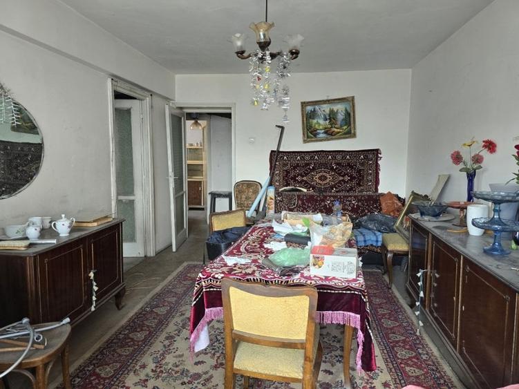 Bucur  Obor, 10 minute metrou, pe strada Ferdinand, - 5