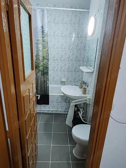 1 Camere Gara - Carrefour Market - 1