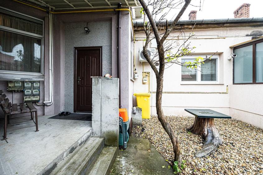 Apartament cu 2 camere la curte comună, pe str. Barabas Bela - 10